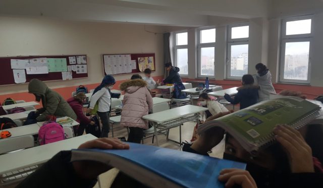 Edincik İlk Öğretim Okulunda Deprem Tatbikatı Yapıldı.