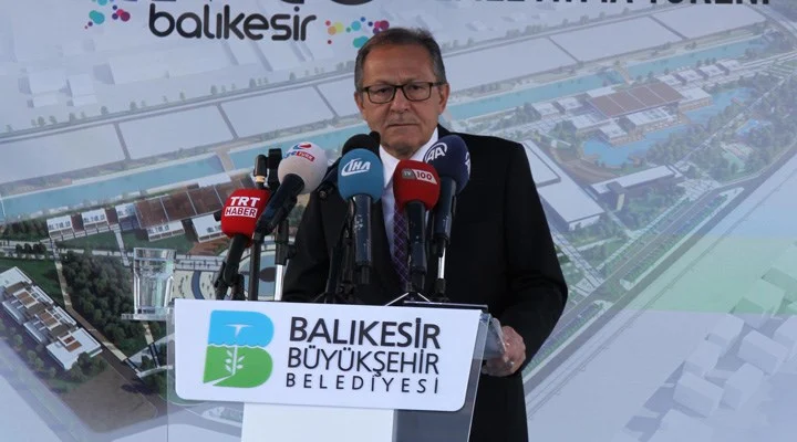 Büyük Şehir Belediye Başkanımız Sayın Edip Uğur Merkezimizi Ziyaret Etti.