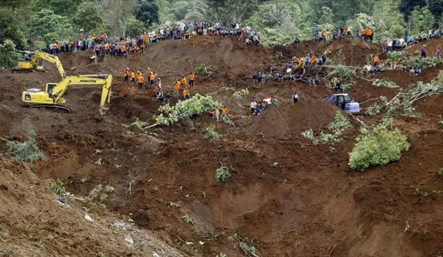 Eğimli Arazilerde Yaşayanlar İçin Heyelan Güvenliği Rehberi