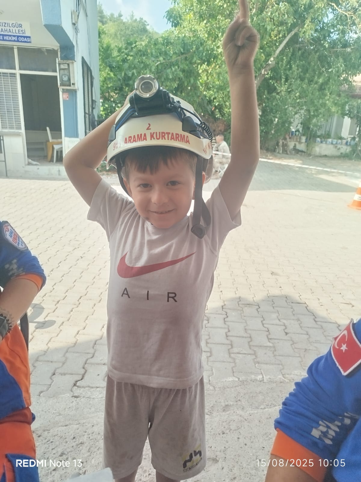 SUSURLUK DEPREM BÖLGESİNDE  LOJİSTİK DESTEK VERİLDİ.