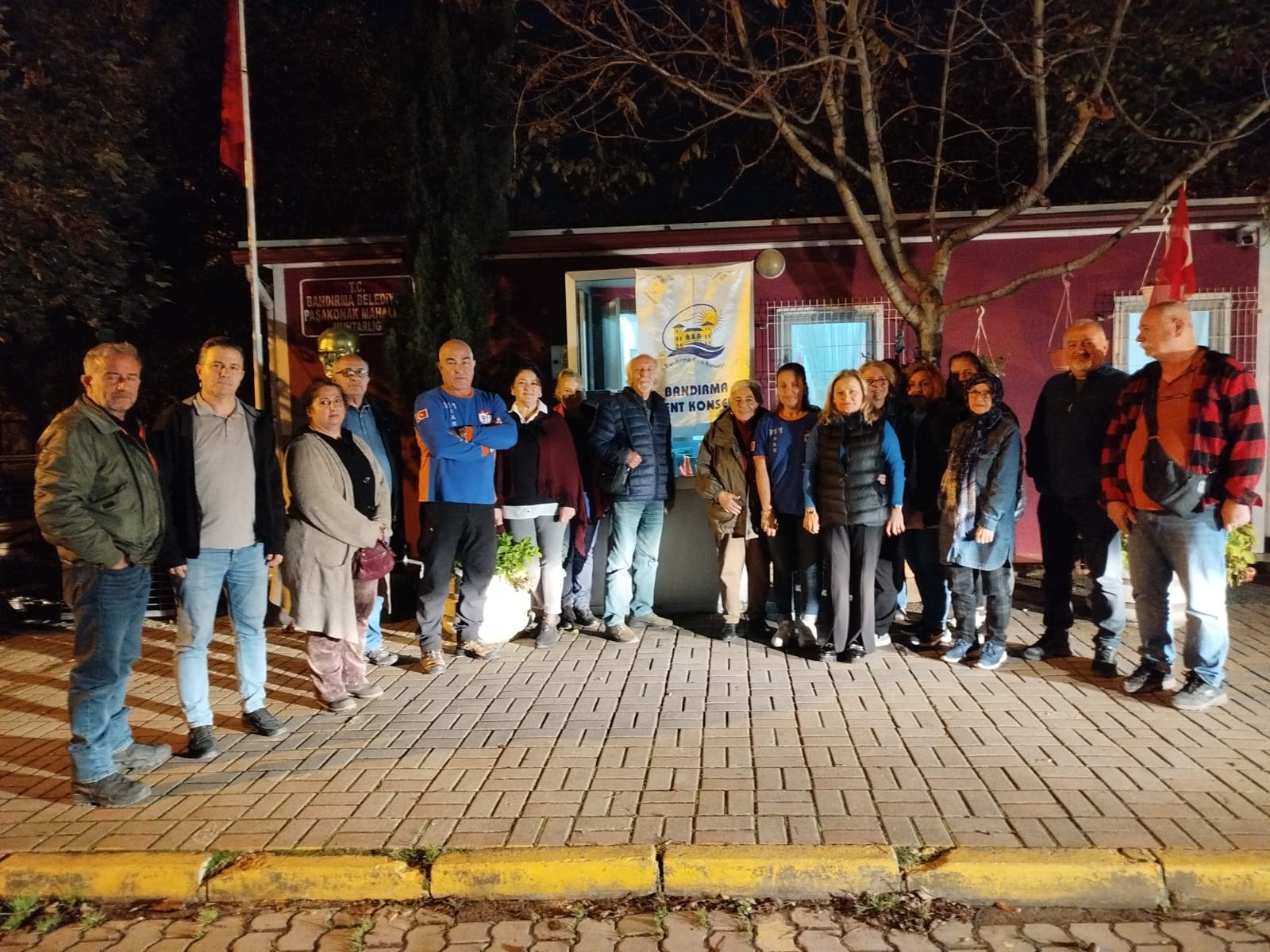 Bandırma Paşa Konak Mahallemizde Afet Farkındalık Eğitimleri Verildi.